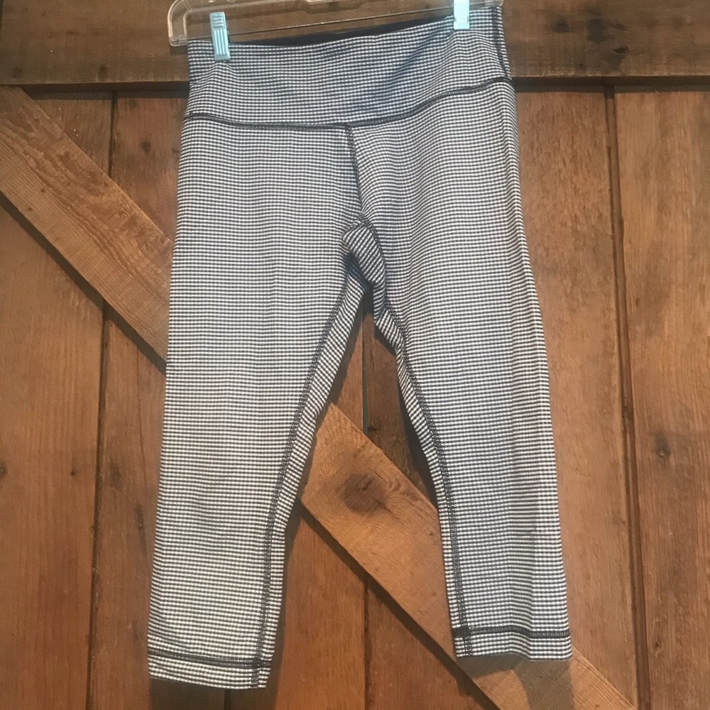 Lululemon capris